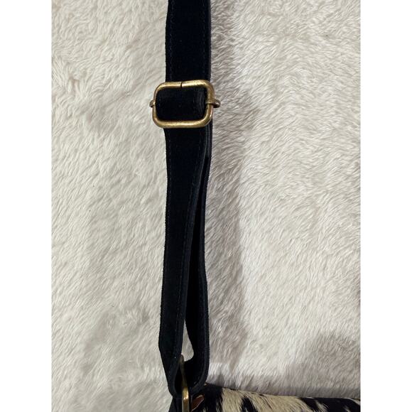 Handmade Genuine Suede Cowhide Fringe Crossbody Turquoise Stone embell New - Picture 7 of 8